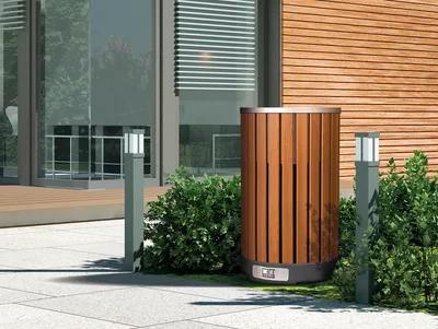 ARTstyle-Wärmepumpe im Garten ARTstyle-Wärmepumpe steht vorm Haus im Garten