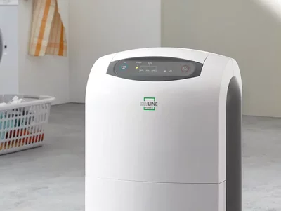 Luftentfeuchter im Kellerraum REMKO Luftentfeuchter ETF steht in einem Kellerraum